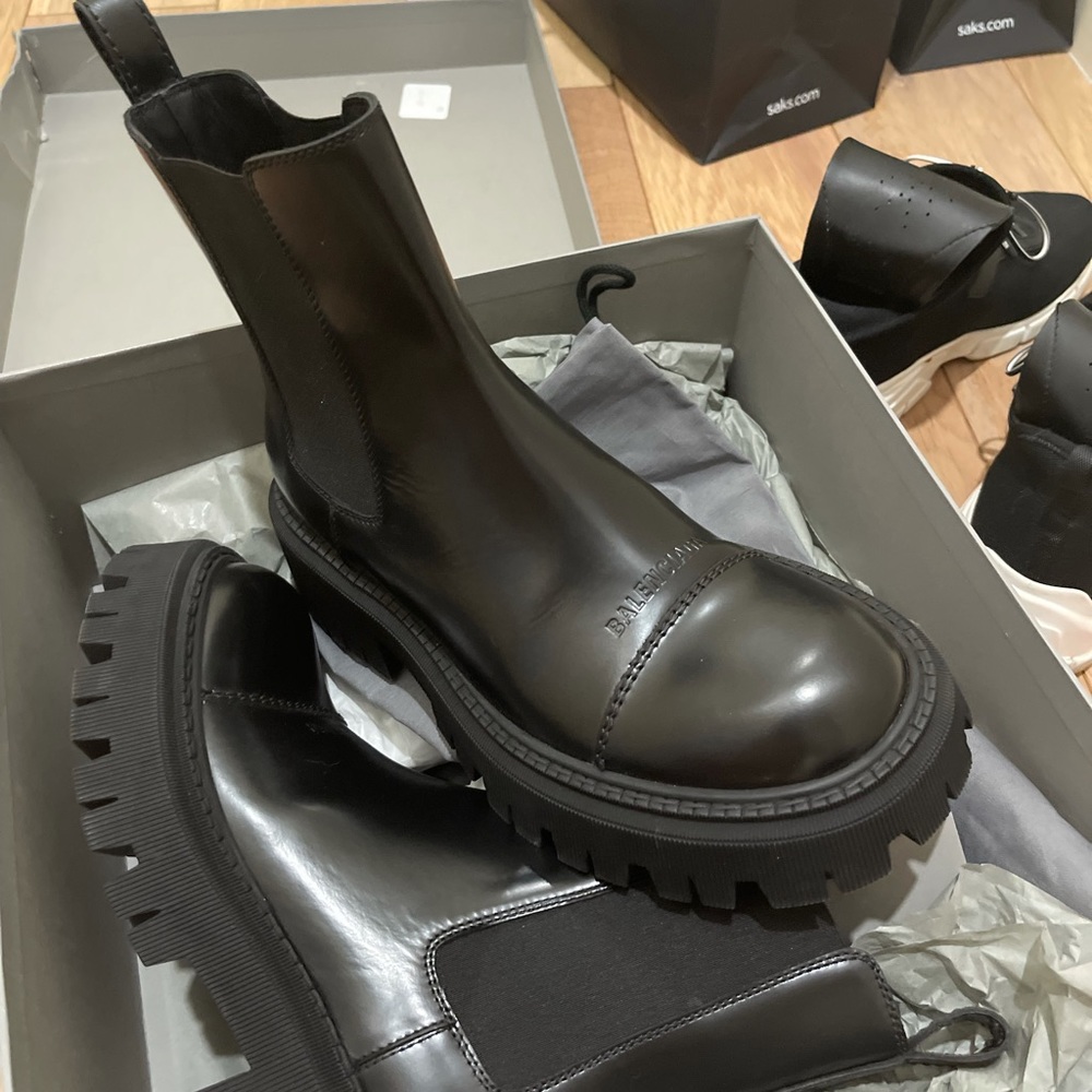 Balenciaga women boots . Size 40 - Picture 11 of 11